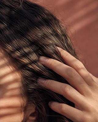 Cheveux et pilosité